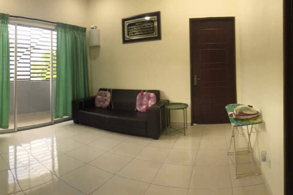 HALL - UPSTAIRS