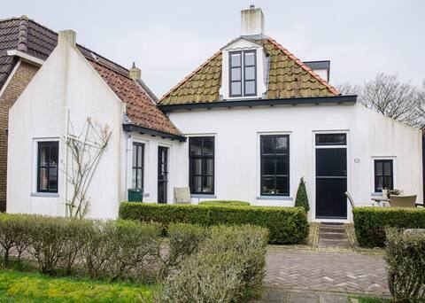 Authentic Eilanderhuis Lotje