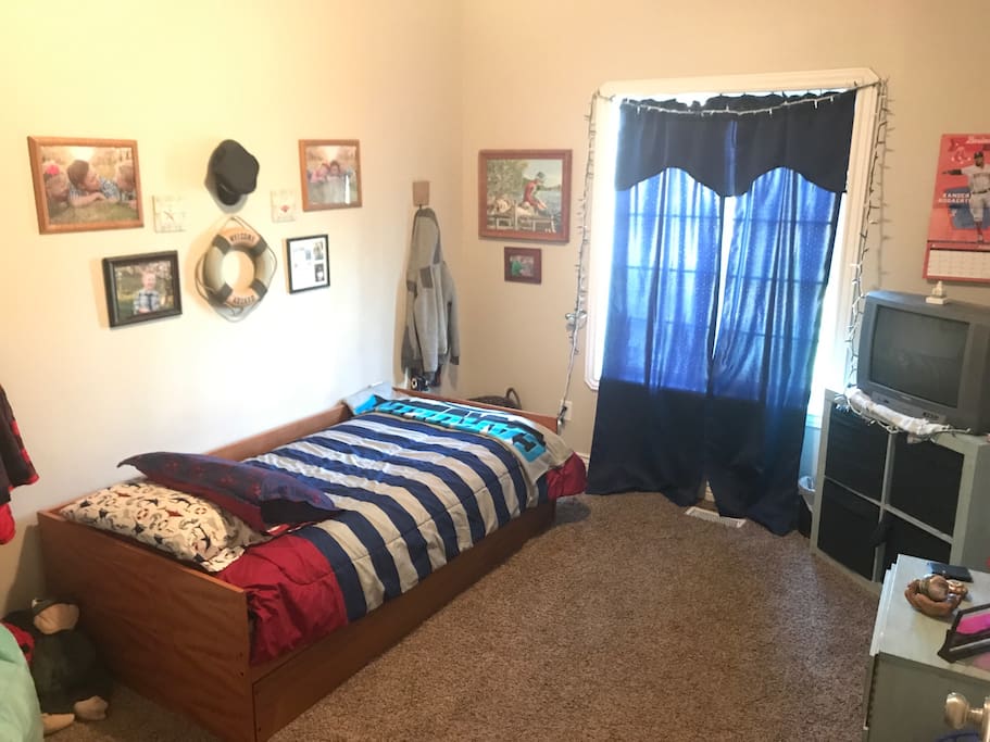 Overall Room with Trundle Bed