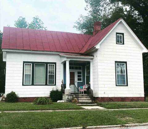 Magnolia Blossom Cottage Apt. A
