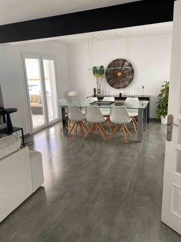 Palma city modern house with big pool gallery image 2