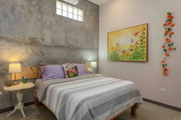 ที่นอนควีนไซส์ที่สบายมาก 