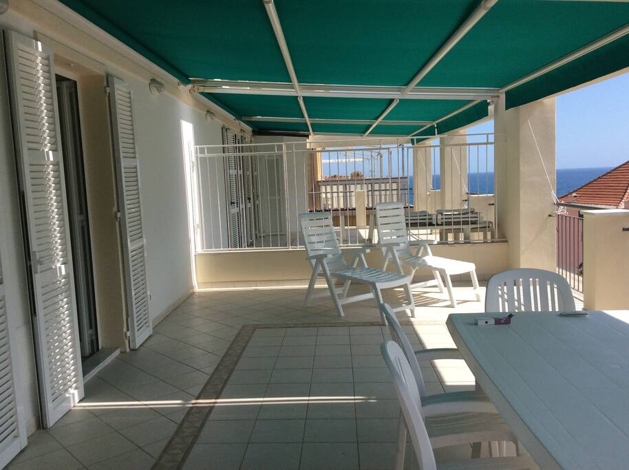 Terrazzo / Terrace