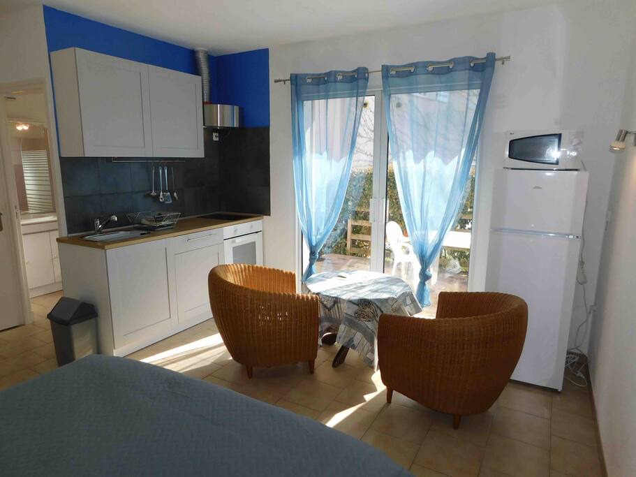 studio avec terrasse