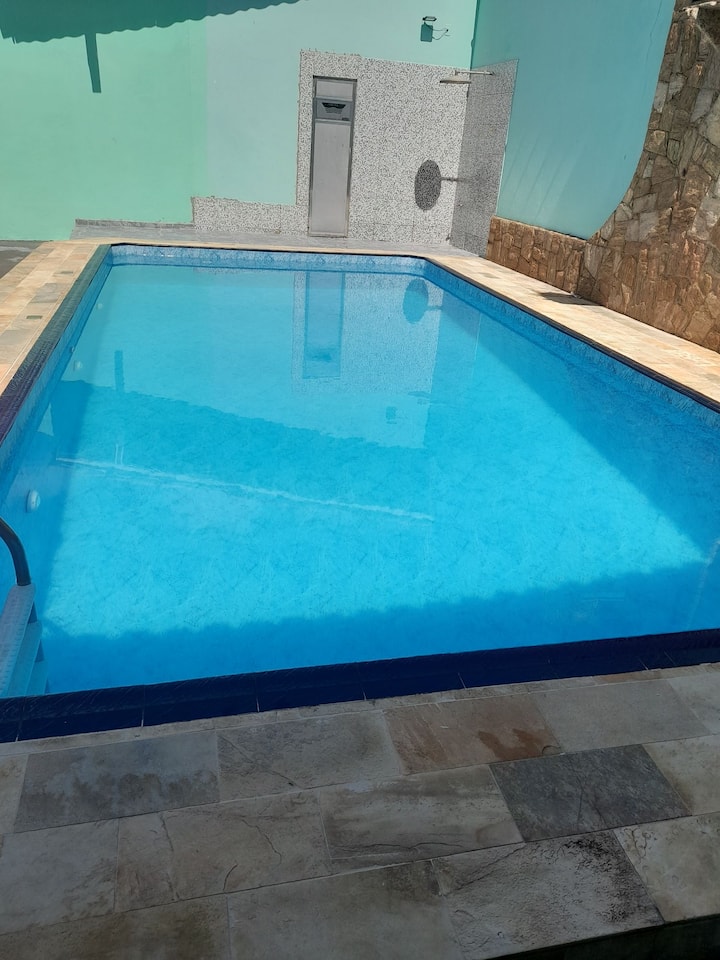 Casa Com Piscina Em Aparecida - Aparecida