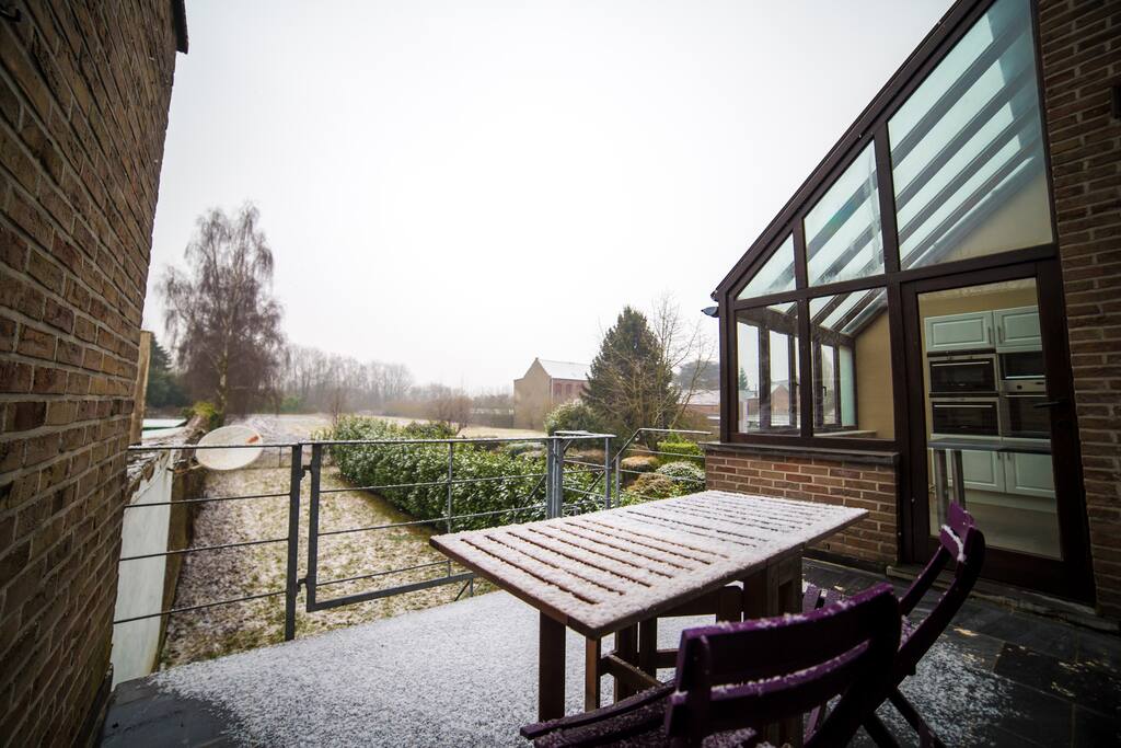 Terrasse donnant sur le jardin