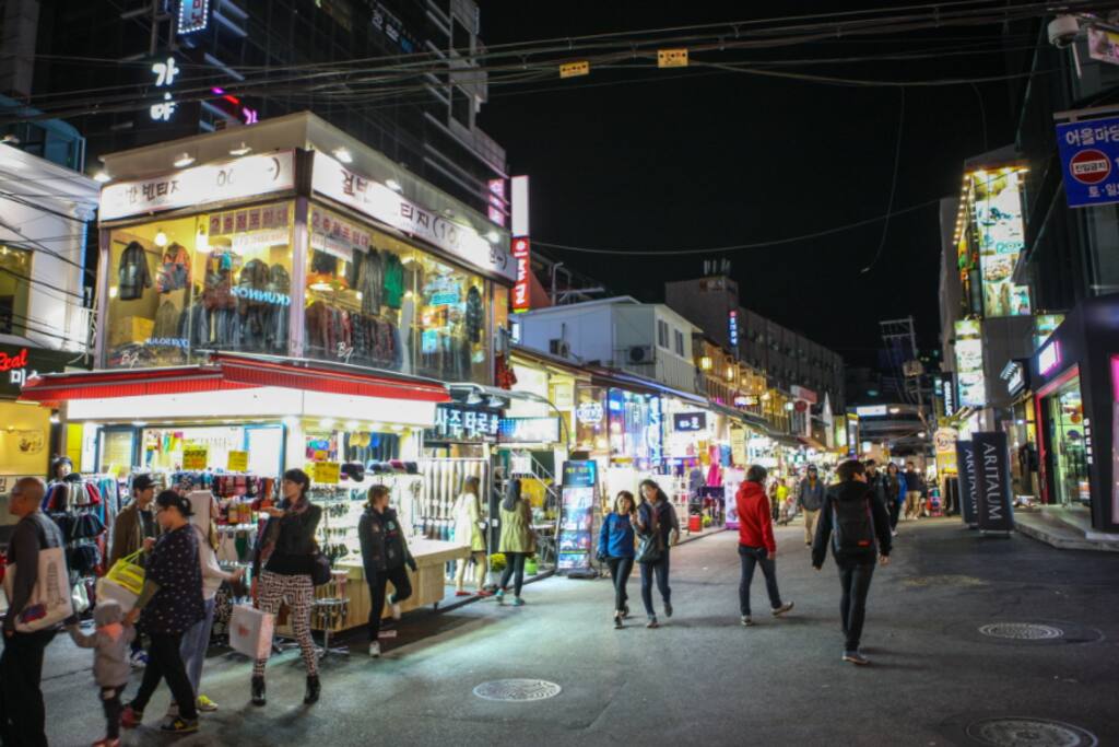 Hongdae street! Best location!