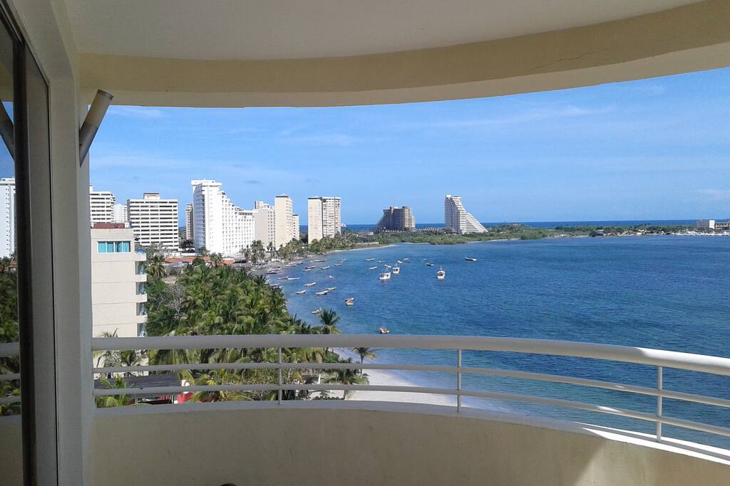 La Bahía....