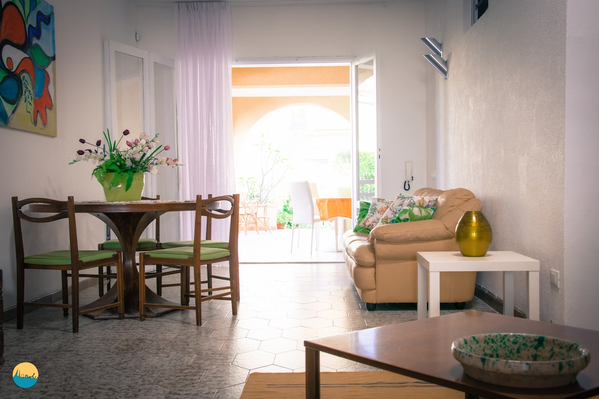 Leistungsstarkes Airbnb: Akersia, Vincenzo - Seafront apartment in Alcamo