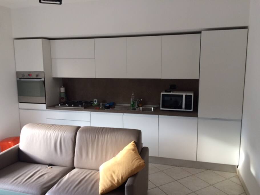 cucina/soggiorno/divano-letto matrimoniale