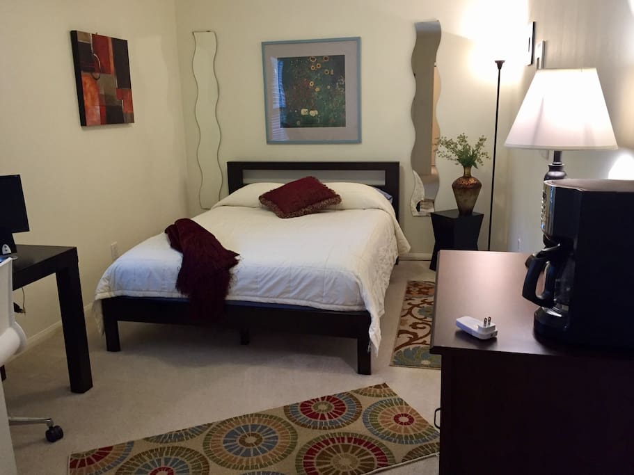 Another view of the room