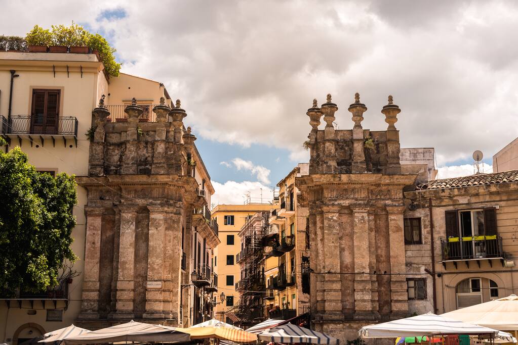 Porta Carini