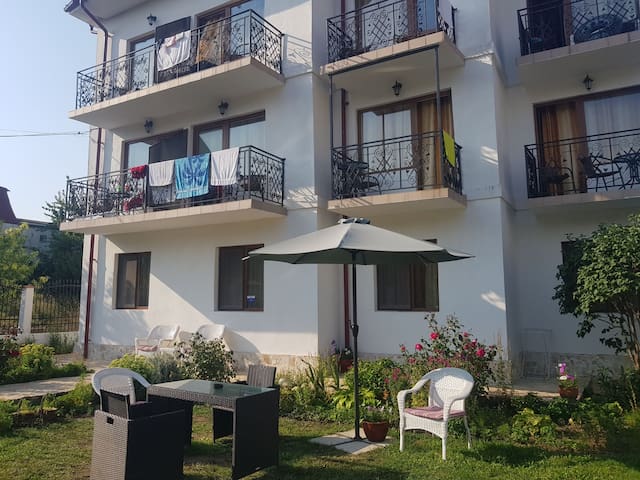 Airbnb Costinești Vacation Rentals Places To Stay