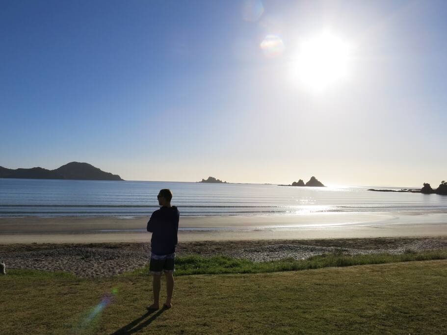 Oakura Bay looking out to Henry Island