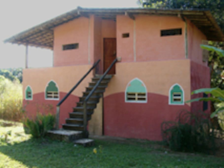 Parte de trás da Casa Vermelha, acesso para a suíte de cima.