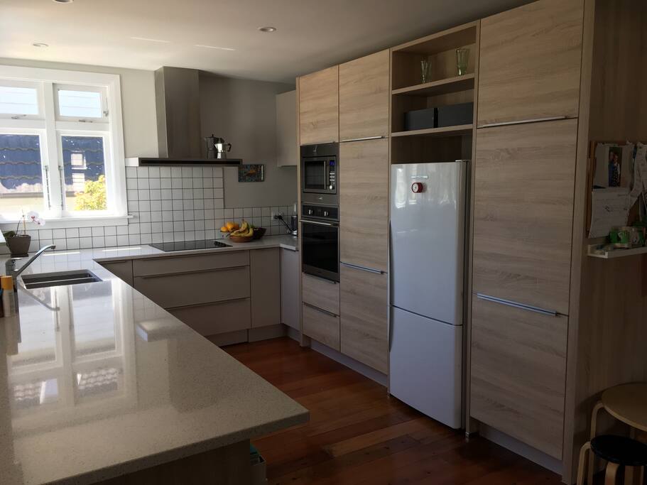 Airy modern kitchen