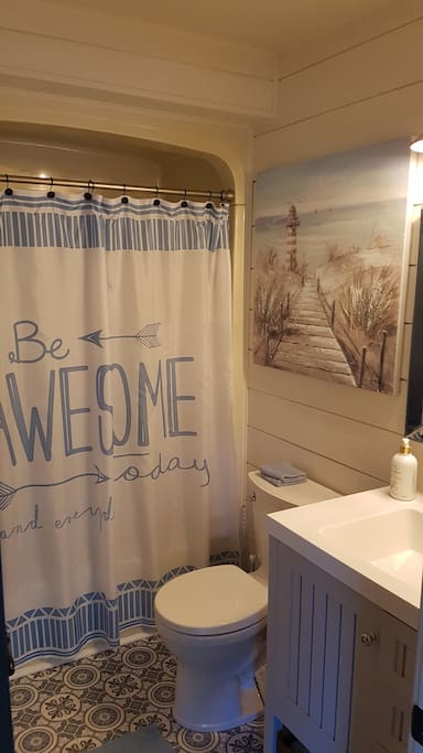 Renovated bathroom w/ bathtub