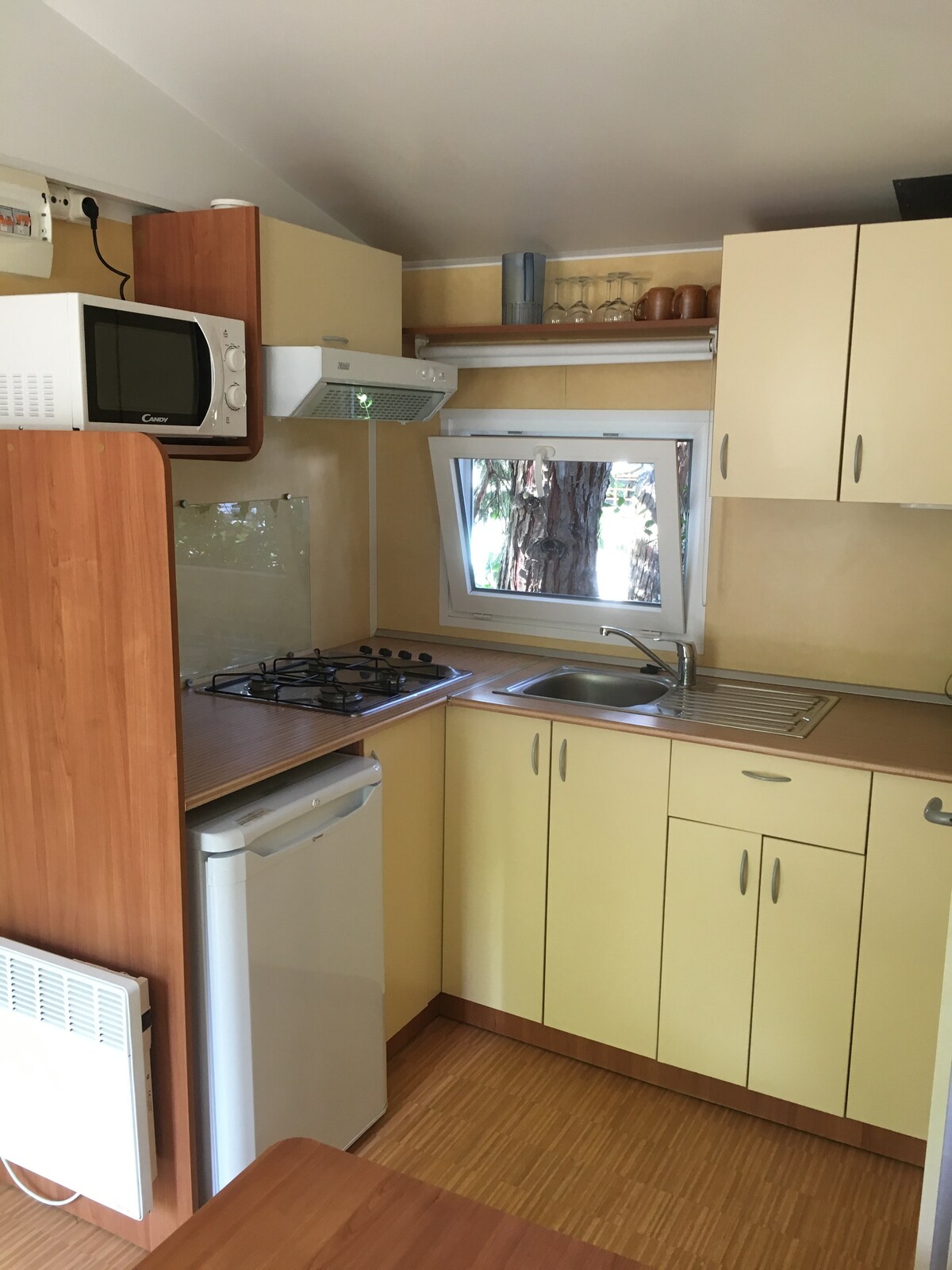 Top Airbnb: 2-bedroom air-conditioned mobile home, Gorges de l'Ardèche in Grospierres