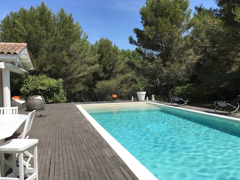 Idyllic setting and absolute calm in the Luberon.