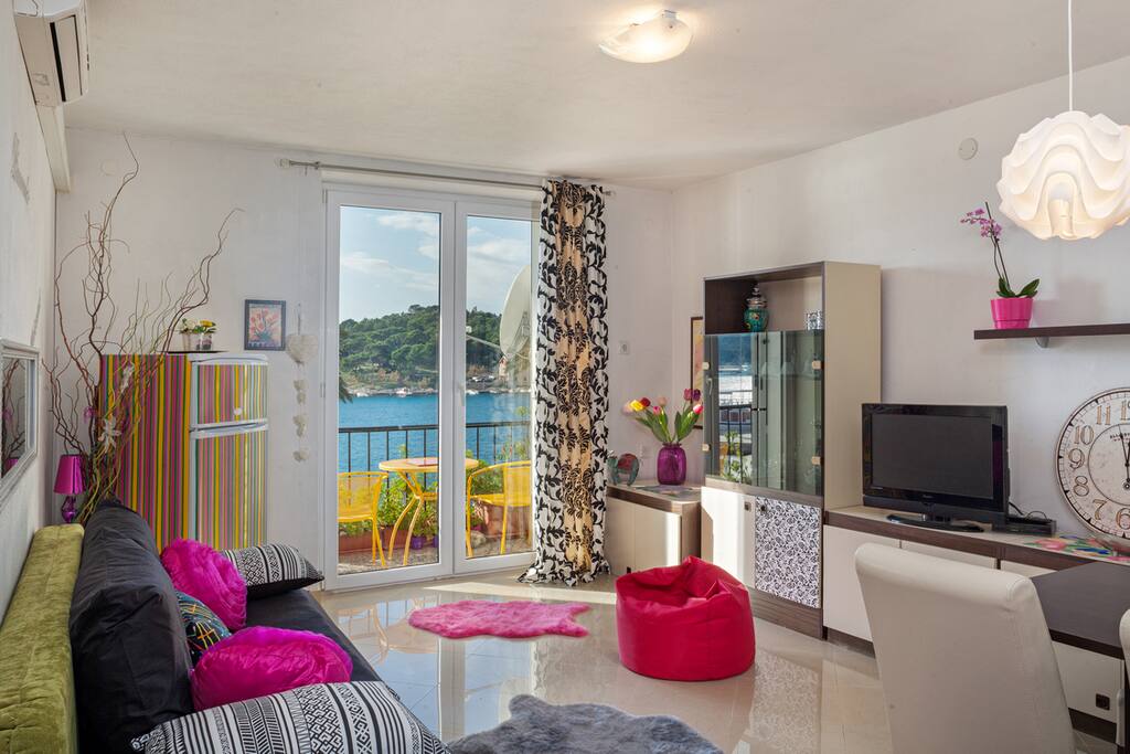 Living room1