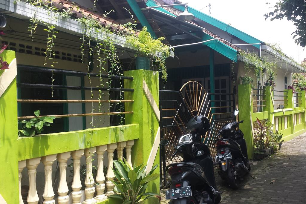 Omah Inn (Tampak Depan)
