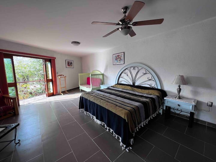 Chumba cha kulala cha kiwango cha juu kilicho na rosh 