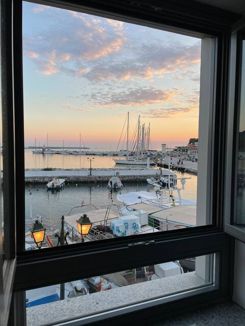 "Agnantio ll "Room with a unique view