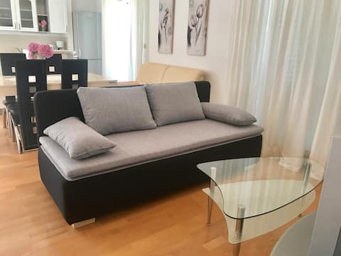 Top Airbnb: New apartment Valentina - perfect for couples in Mundanije