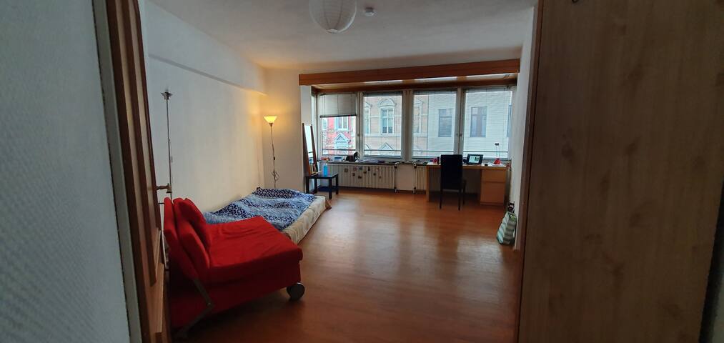 Private big Room for cheapest price.