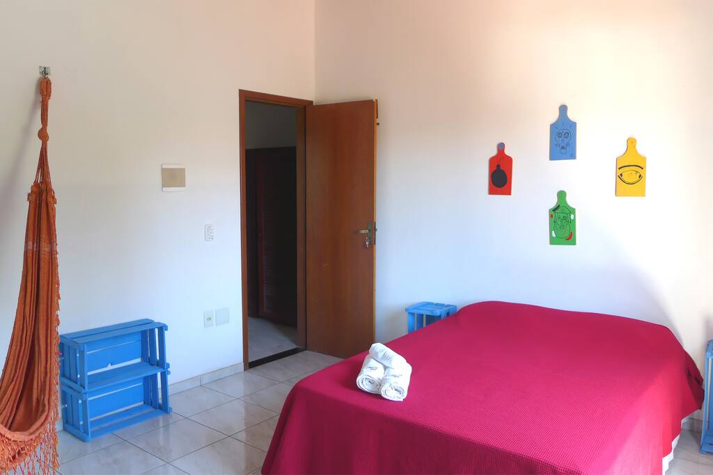 Suite casal privativa.
Private double bed room.