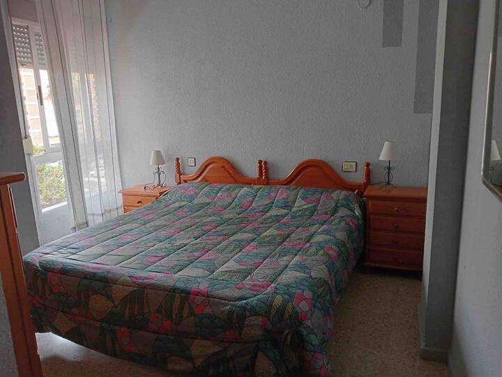 Dormitorio con dos camas