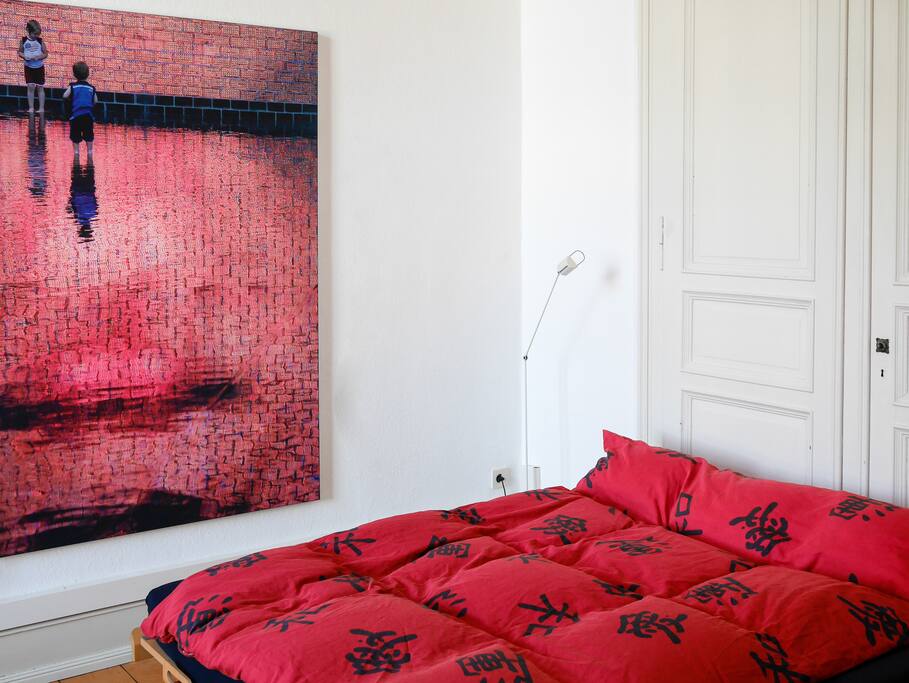20 m²/215 sq ft private bedroom | spacious | quiet | garden view