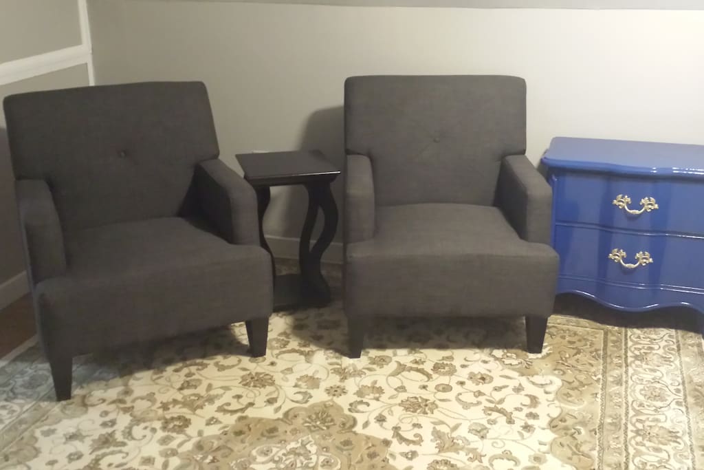 Relaxing Chairs to watch TV
