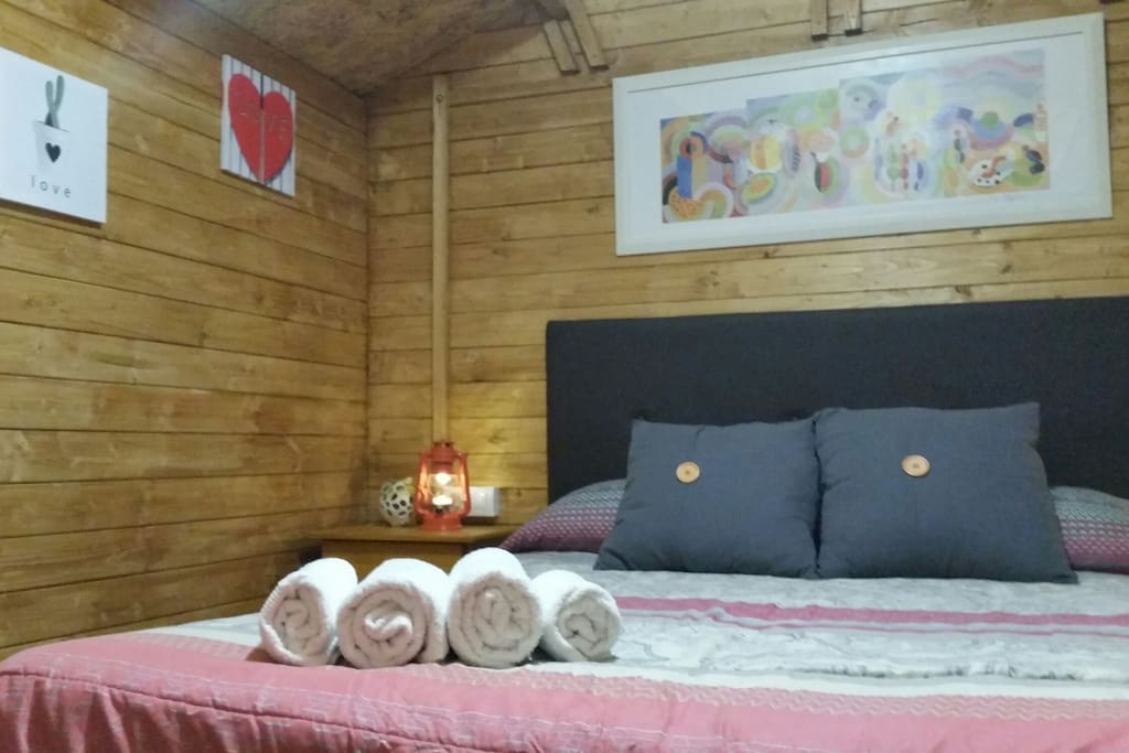 Romantic room