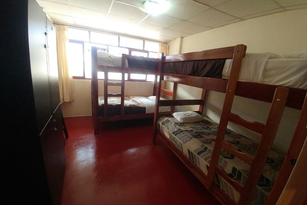 HABITACION AMPLIA