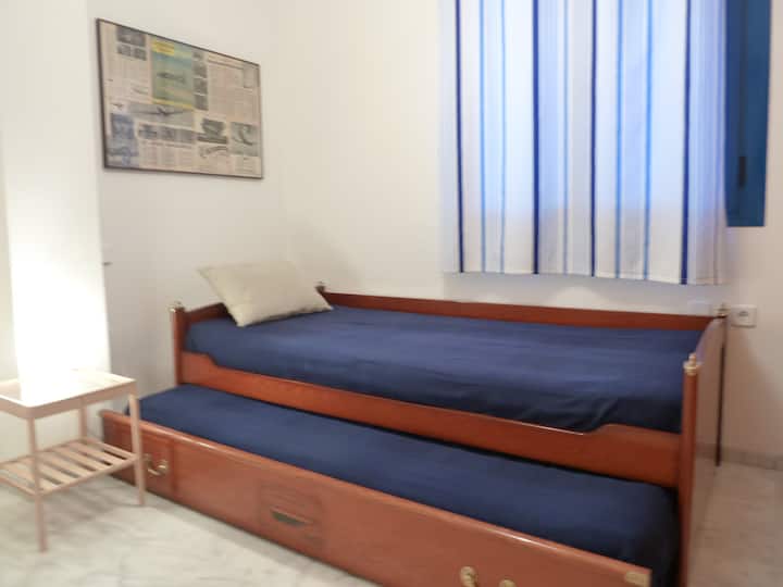 Dormitorio 3. Dos camas de 90 cm