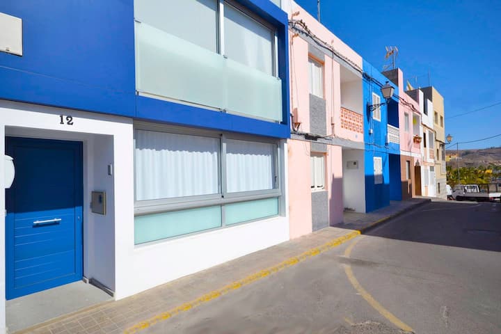 A bright, newly renovated apartment.