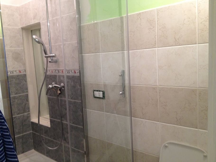 barthroom 1