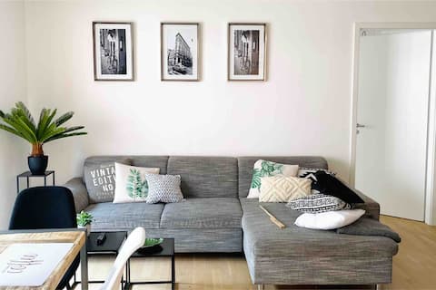 3 bedrooms with 2 bathrooms. 500 m to Main.