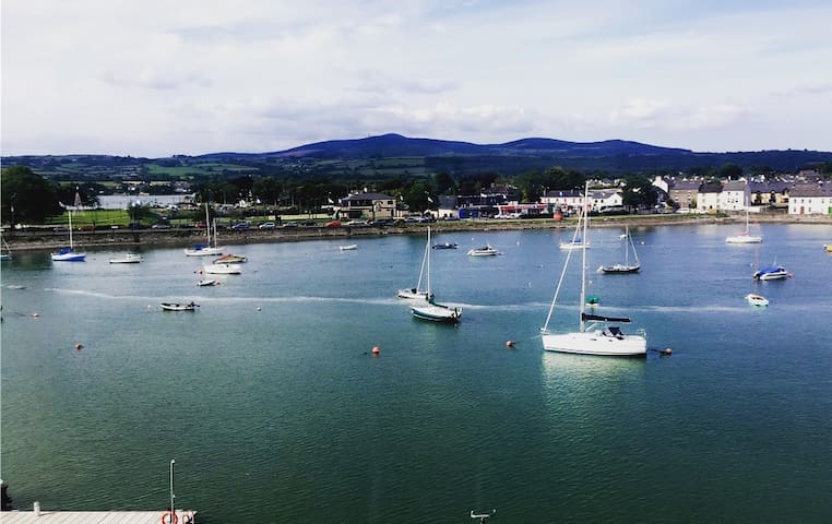 Chat online in Dungarvan, Ireland. With over 478M users on Badoo, you will find someone in Dungarvan. Make new friends in Dungarvan at Badoo today! Online Chat & Dating in Dungarvan | Meet Men - Badoo