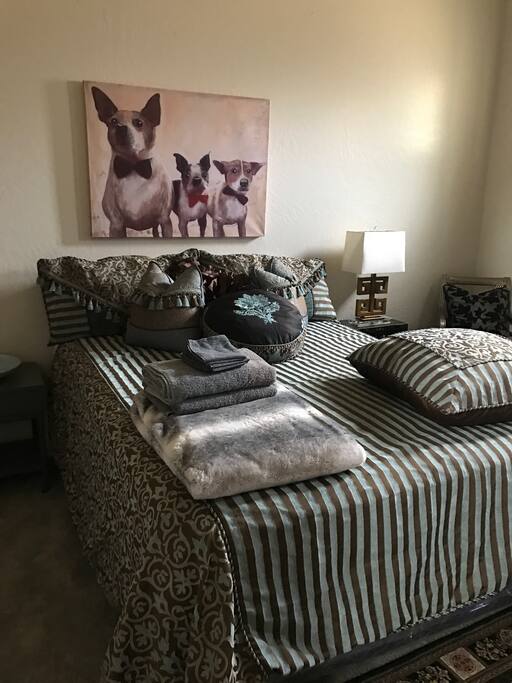 Designer bedding with custom bedding.