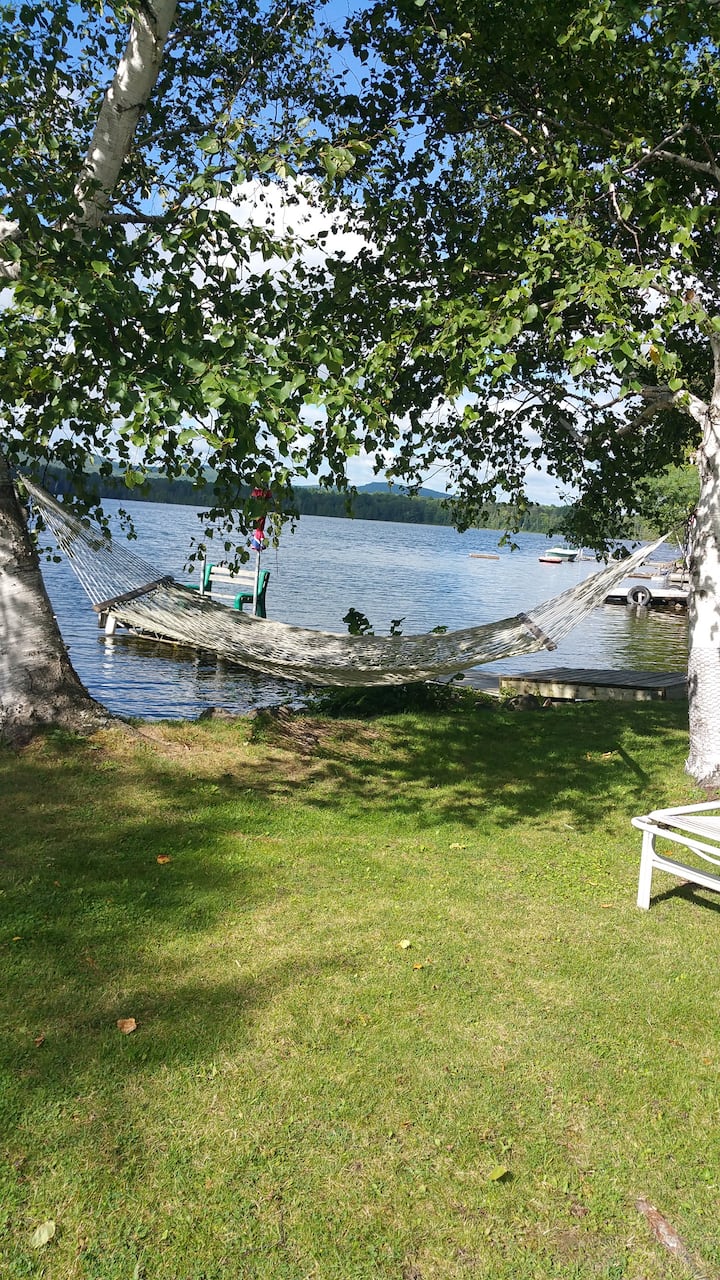 Beautiful lakefront cottage on quiet lake. Cabins for Rent in