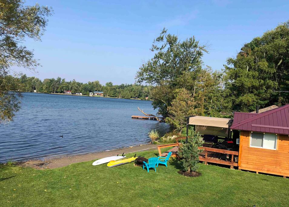Oak Lake Guest Cabin Cabins for Rent in Stirling, Ontario, Canada