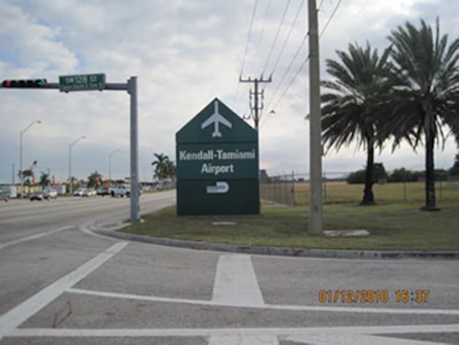 Close to Tamiami Airoport