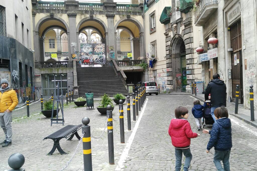 Via del Chiostro
