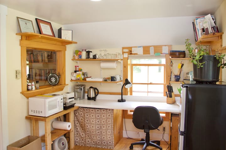 Coastal Maine Cottage