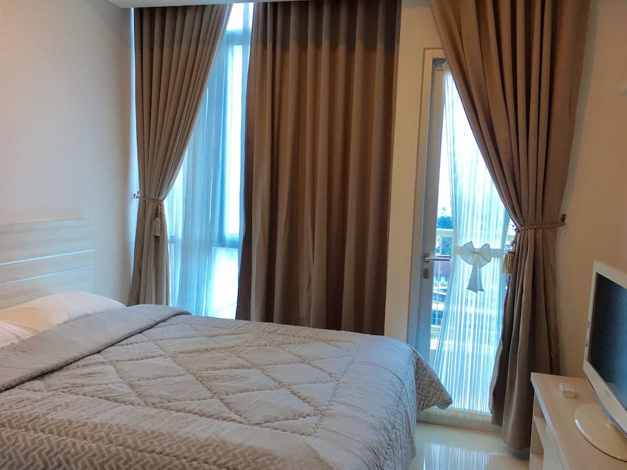 Cozy & clean studio apartment with queen size bed