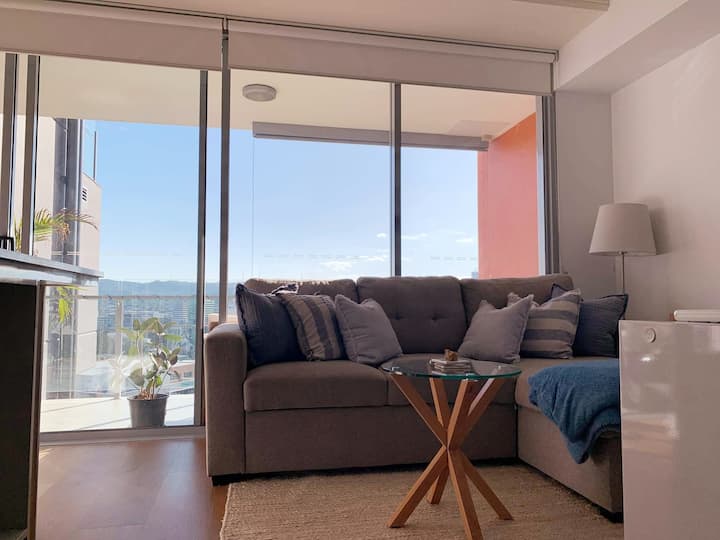 Private 1 Bed Apartment With Views - 1km To Cbd - Brisbane