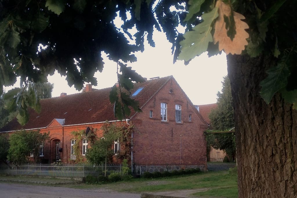 Der Hof im Herbst