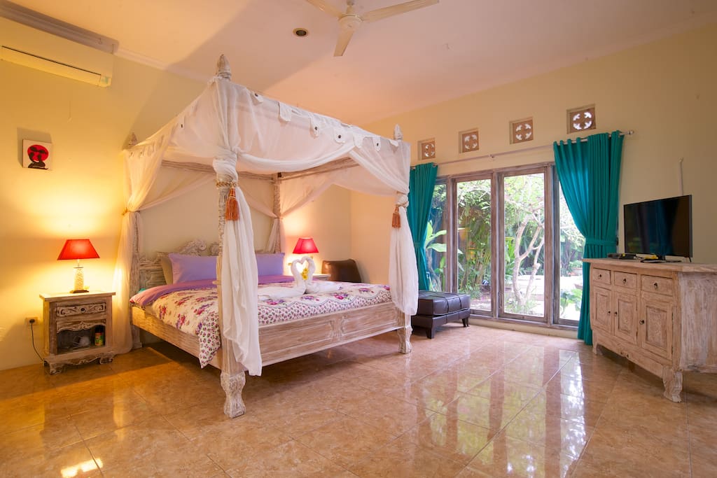 main bedroom pool view